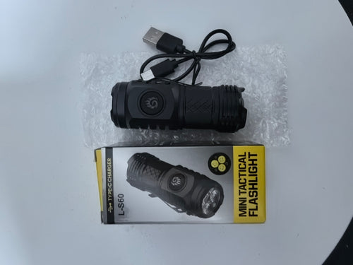 Lanternă Tactical 3 LED USB Reîncărcabilă